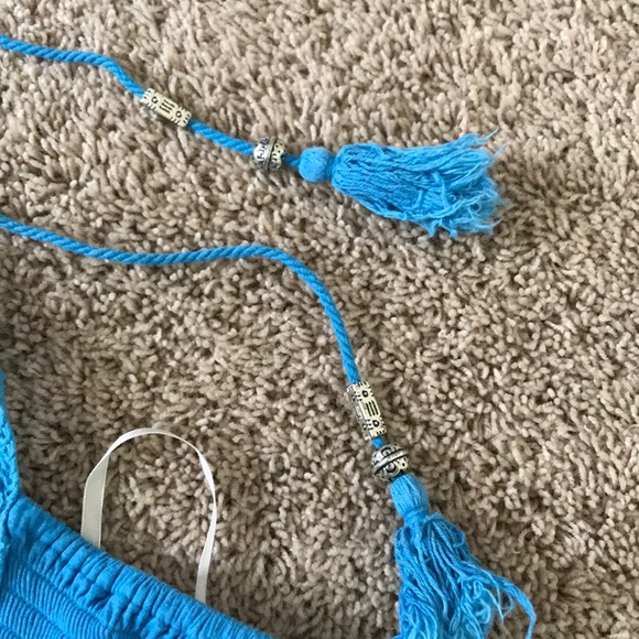 Blue tank top with tassels - Picture 2 of 4